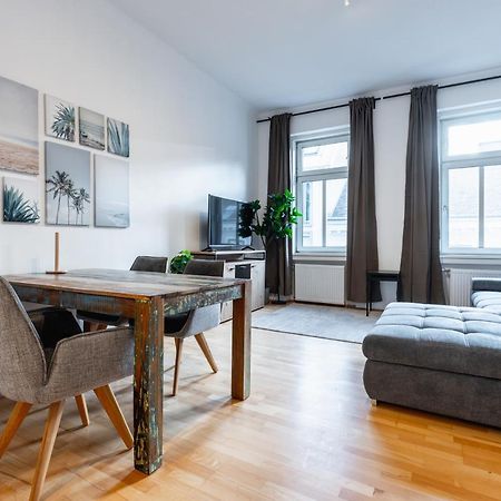 Cozy Apartment Steps Away From Subway Station Wiedeń Zewnętrze zdjęcie